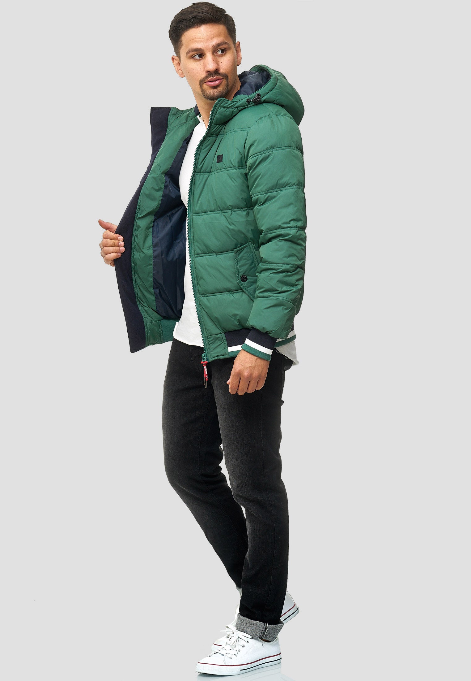 #farbe_smoke-pine