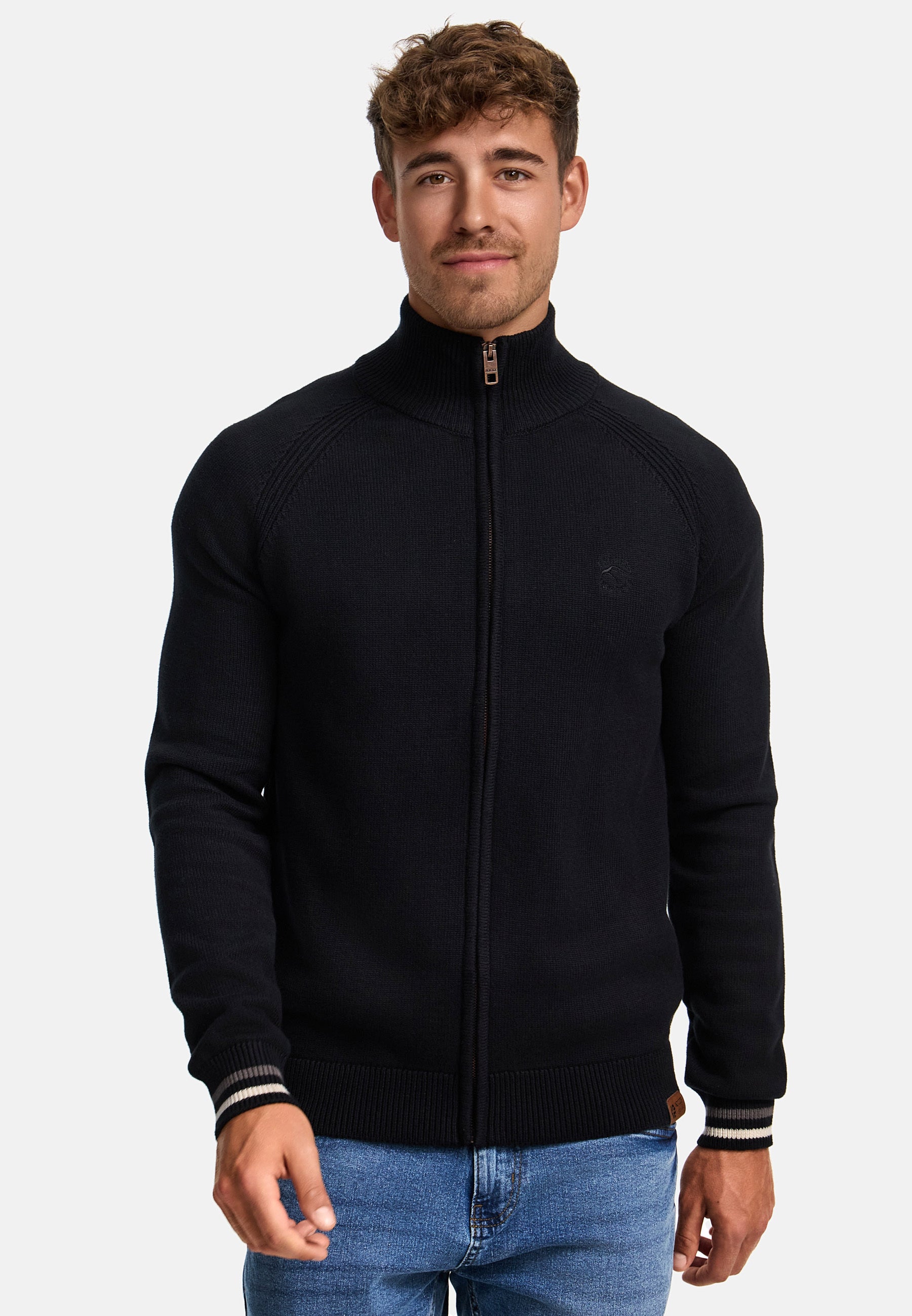 Strickjacke INArutemia Produktbild